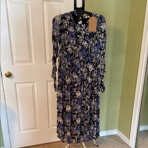 Listicle Blue and Black Floral Long Sleeve Dress
